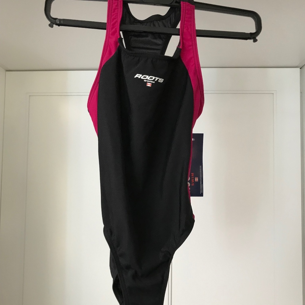 Roots Swim Girls One Piece Swimsuit 10 NWT Black and Magenta Racerback